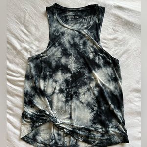 American Eagle blue marble tank